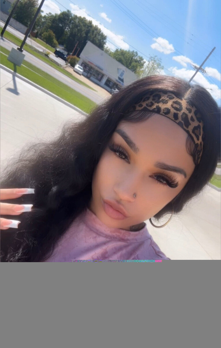 Prettypetitebae (@prettypetitebae), OnlyFans creator