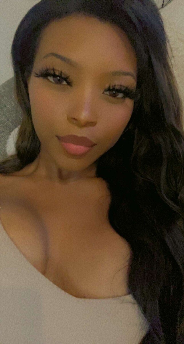 Princessaleah (@princessaleah), OnlyFans creator