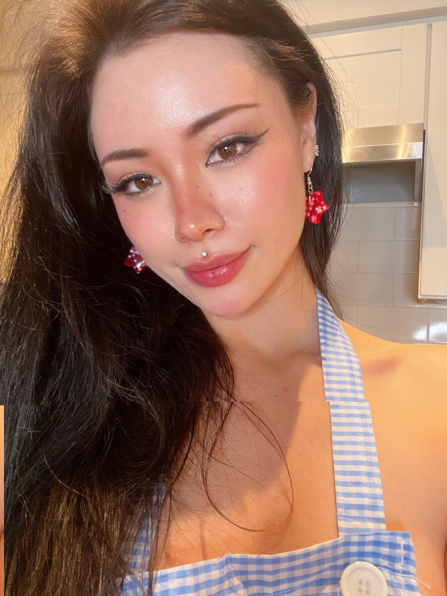 Princessalura (@princessalura), OnlyFans creator