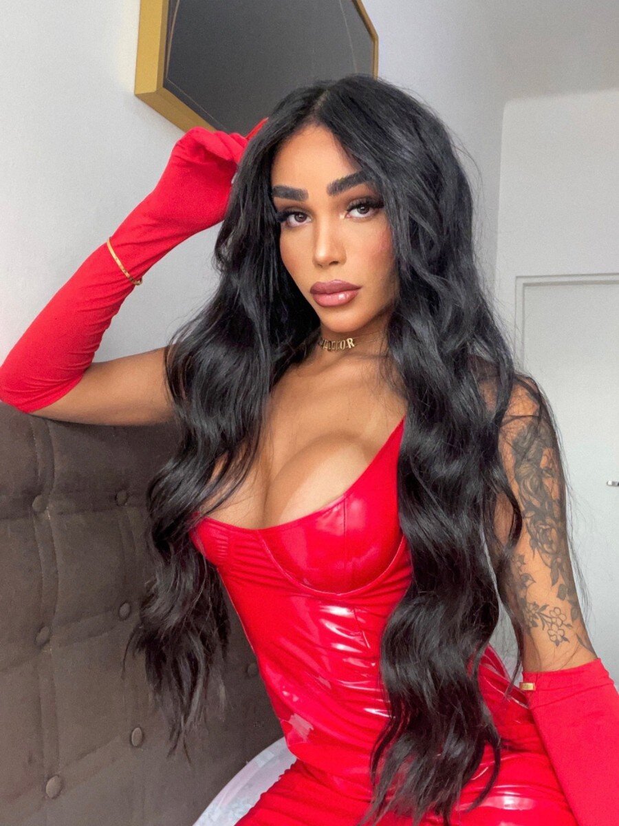 Princessbiamello (@princessbiamello), OnlyFans creator