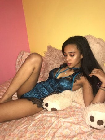 Princesscallie2 (@princesscallie2), OnlyFans creator