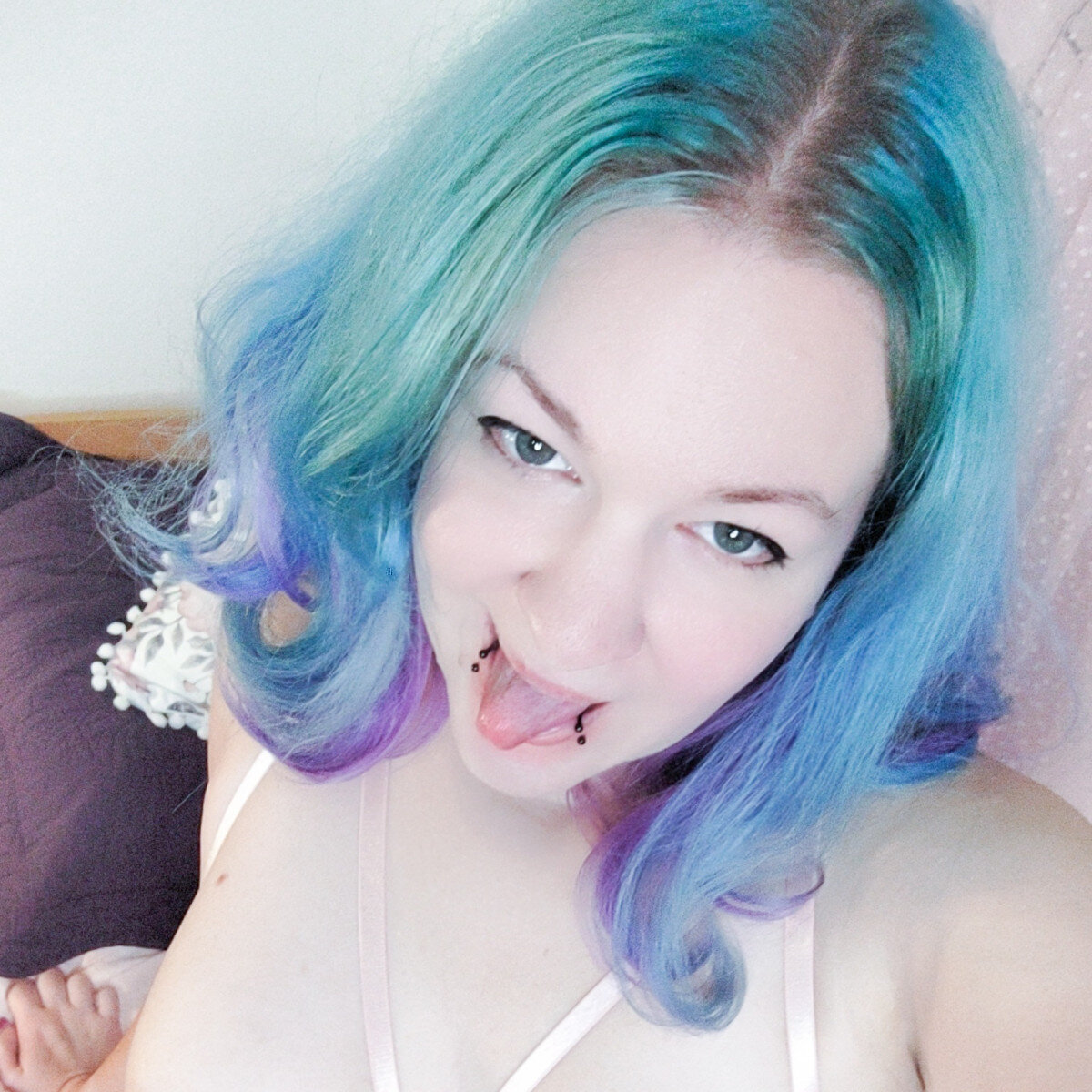 Princessliliumfree (@princessliliumfree), OnlyFans creator