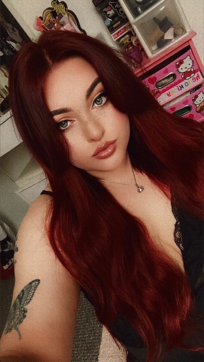 Princessrhi (@princessrhi), OnlyFans creator