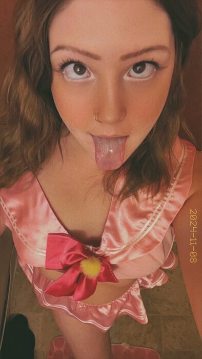 Princessspeachycheeks (@princessspeachycheeks), OnlyFans creator