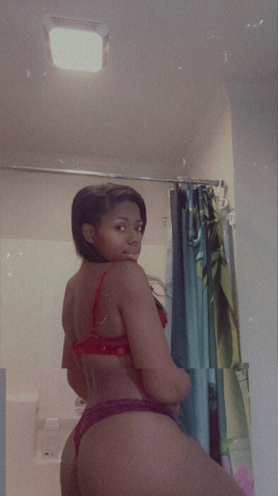 Princesssquirt (@princesssquirt), OnlyFans creator