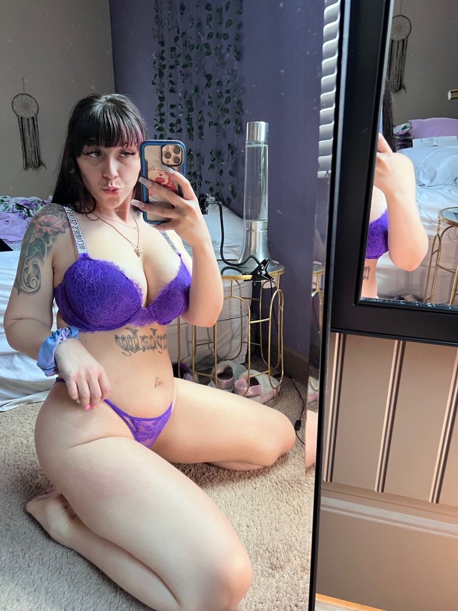 Princessxjuri (@princessxjuri), OnlyFans creator