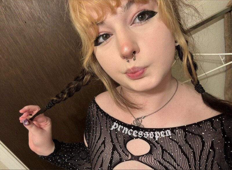 Prncessspea (@prncessspea), OnlyFans creator