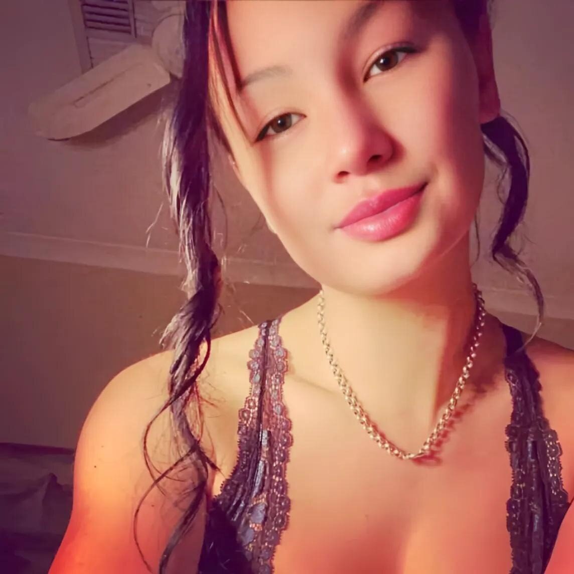 Promiscuouspenelope (@promiscuouspenelope), OnlyFans creator