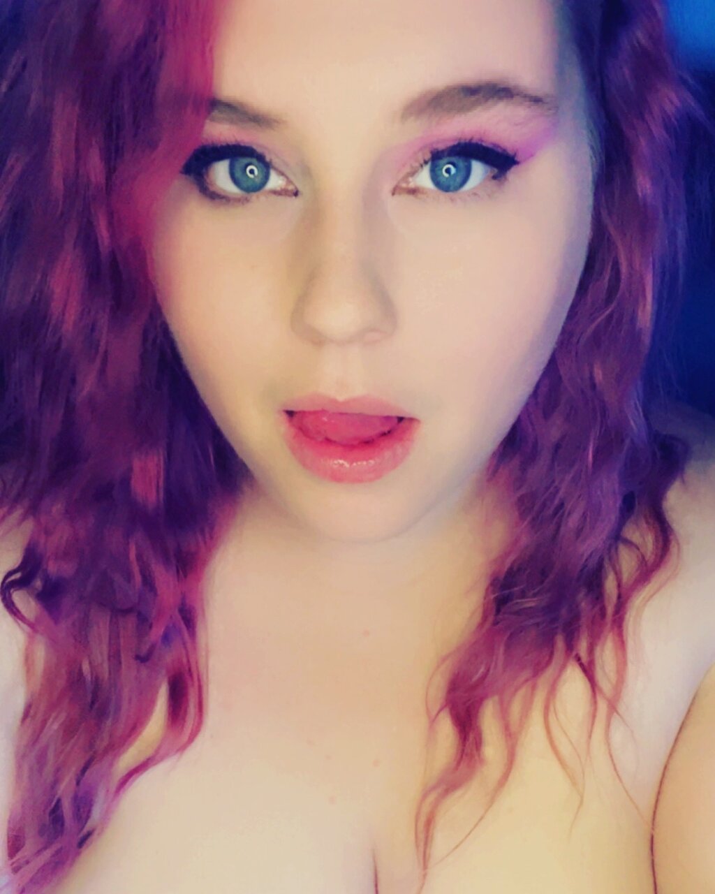 Purplequeenyyyy (@purplequeenyyyy), OnlyFans creator