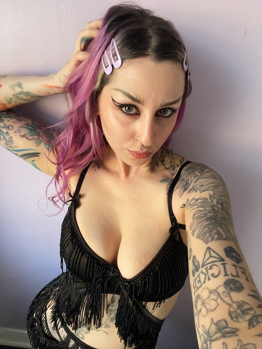 Purrpprincess (@purrpprincess), OnlyFans creator