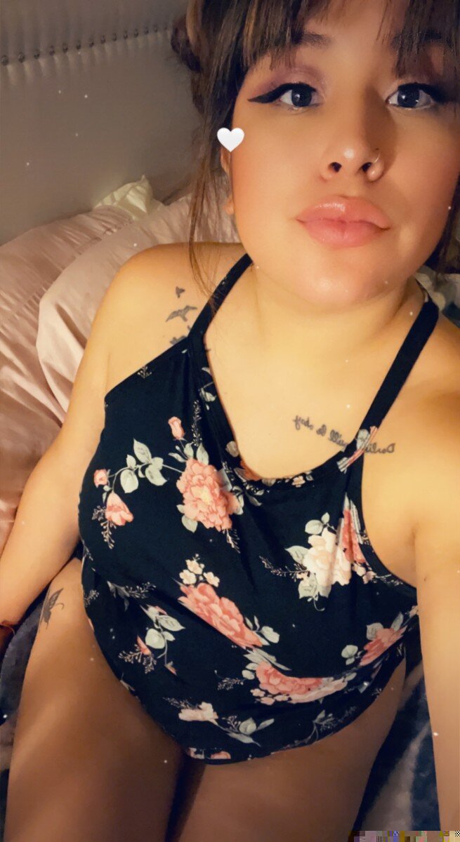 Pussykatx (@pussykatx), OnlyFans creator