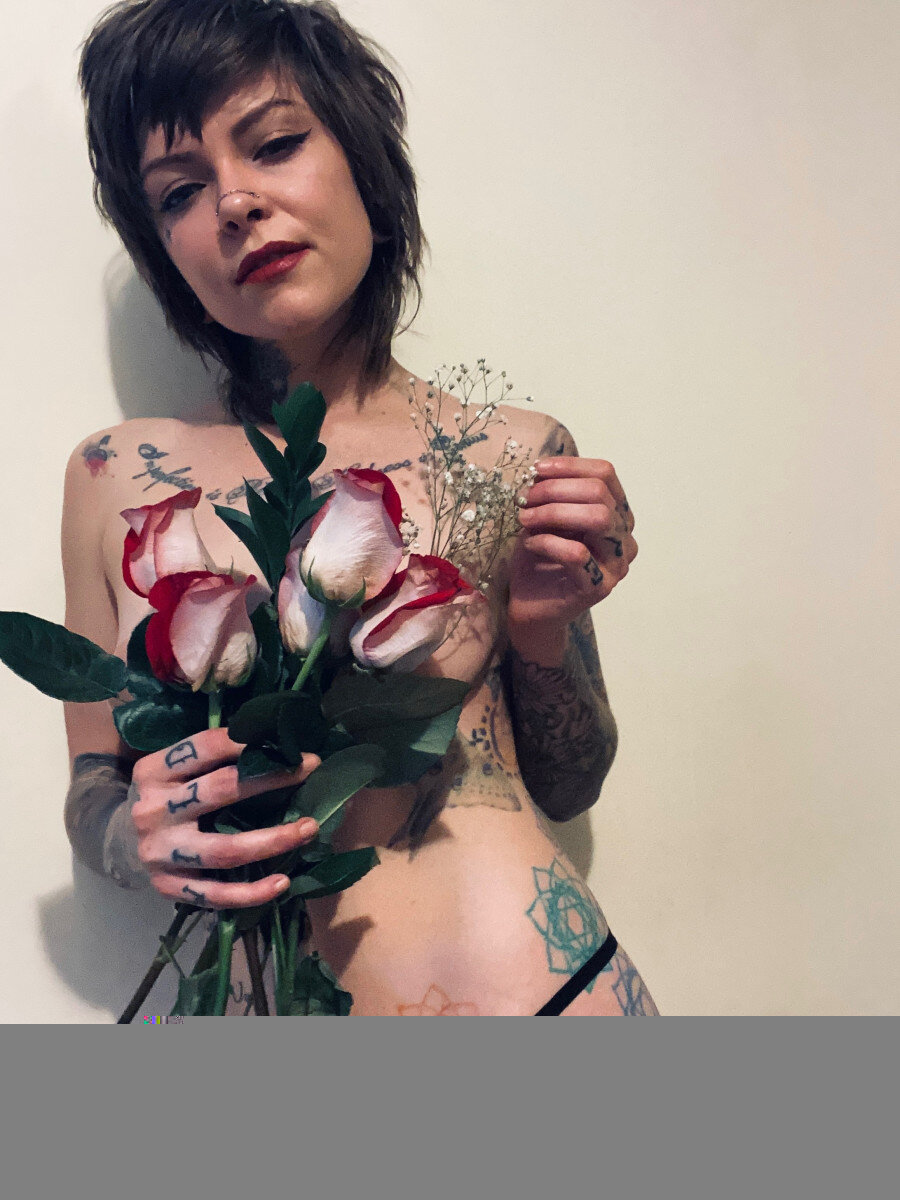 Pyr0pixie (@pyr0pixie), OnlyFans creator