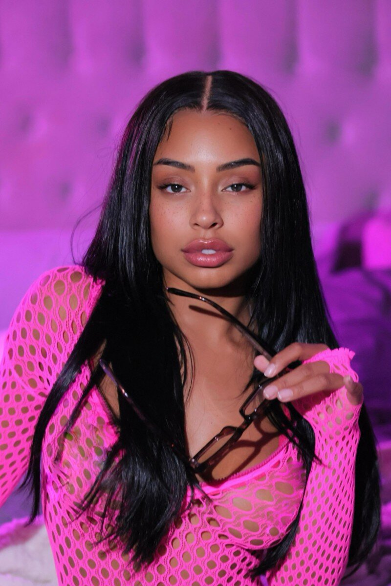 Qimmahrussofree (@qimmahrussofree), OnlyFans creator