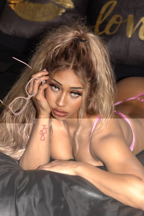 Qimmahrussovip (@qimmahrussovip), OnlyFans creator