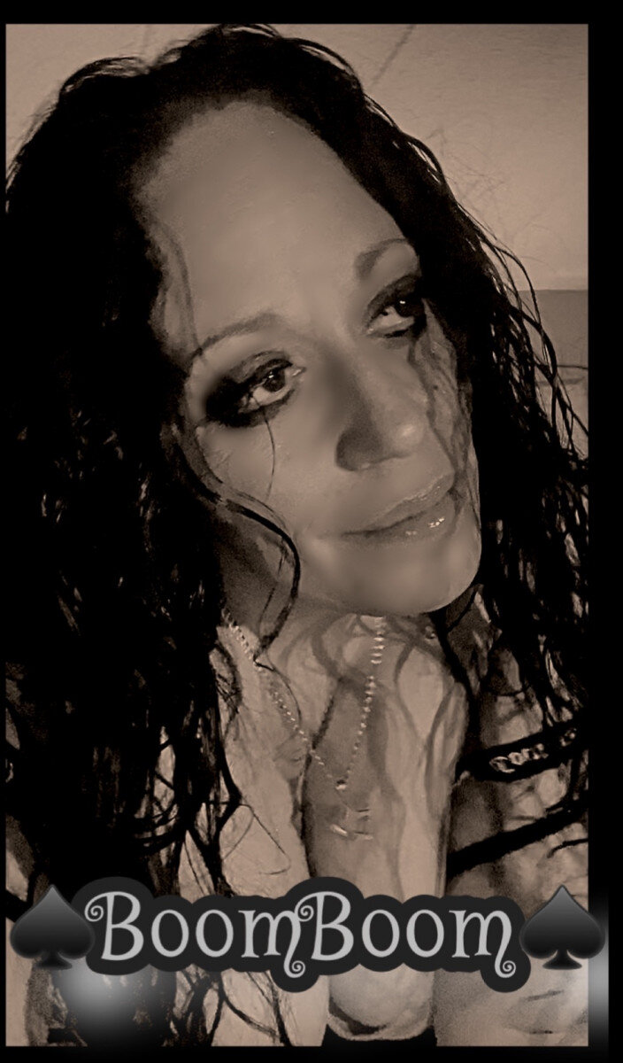 Qosboomboomxxx (@qosboomboomxxx), OnlyFans creator