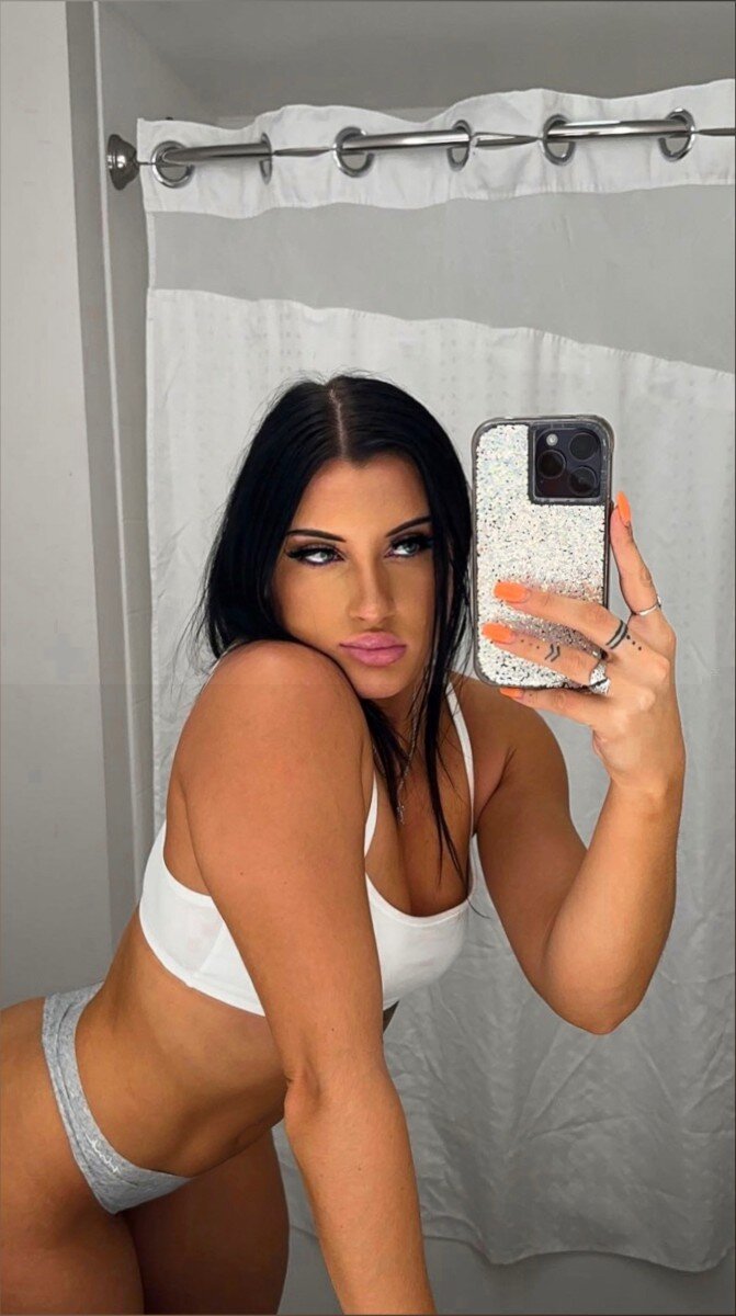 Quadmotherrr (@quadmotherrr), OnlyFans creator