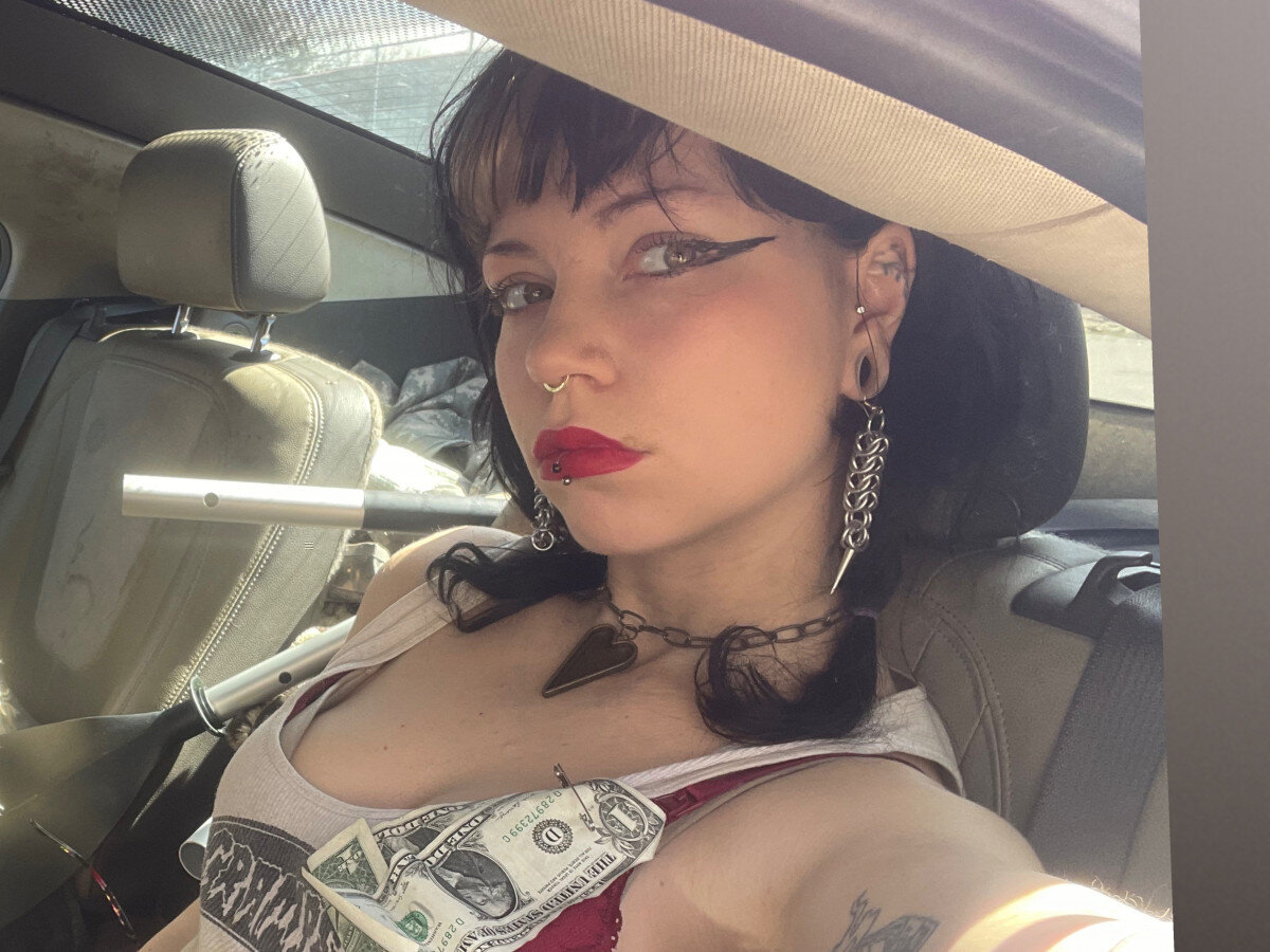 Qualudes (@qualudes), OnlyFans creator