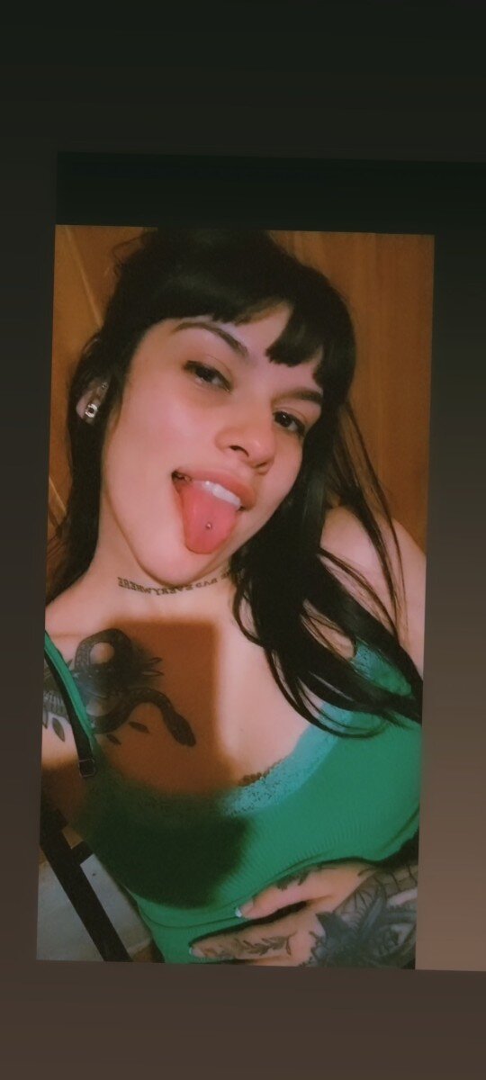 Queenbad01 (@queenbad01), OnlyFans creator