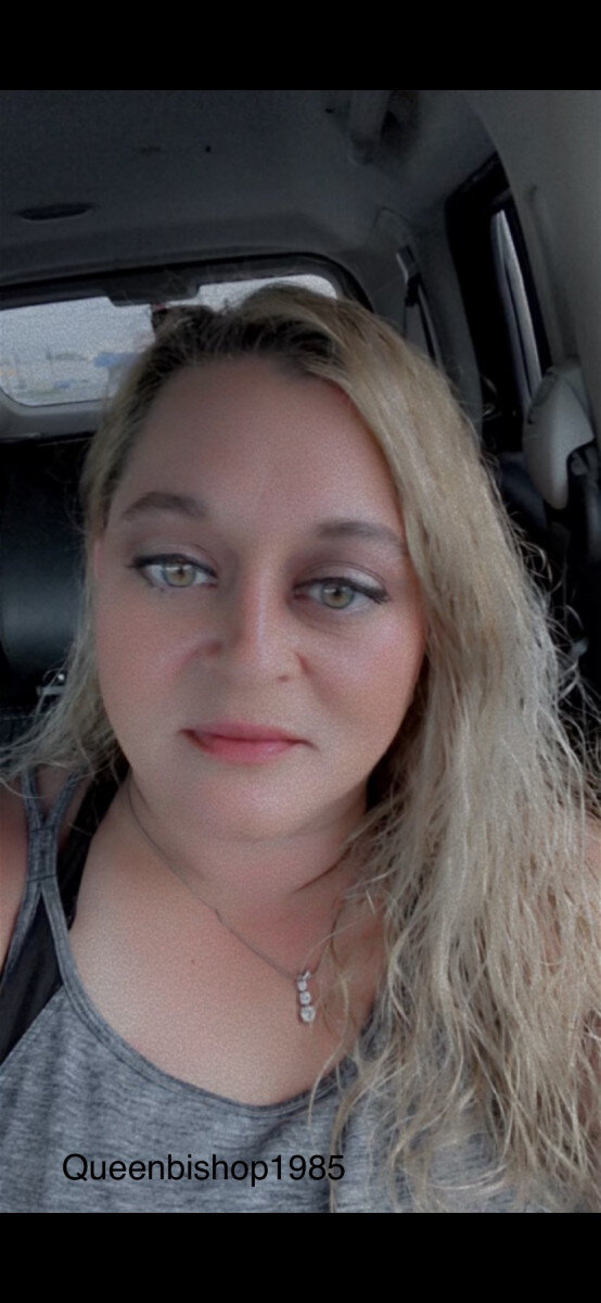 Queenbishop1985 (@queenbishop1985), OnlyFans creator