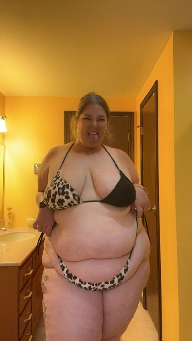Queenjaimeebbw91 (@queenjaimeebbw91), OnlyFans creator