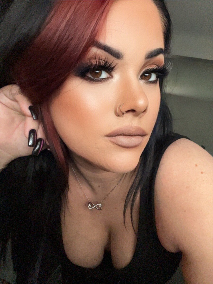 Quiggsxoxo (@quiggsxoxo), OnlyFans creator
