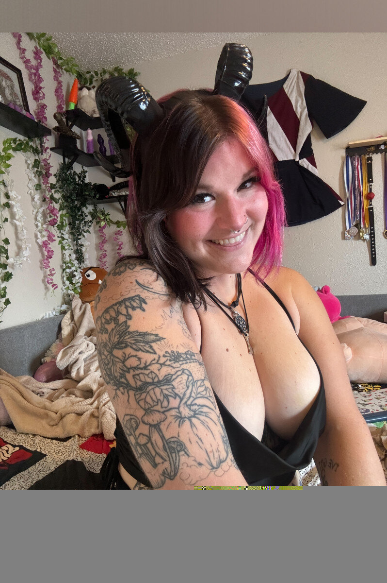 Quinnightvip (@quin.night.vip), OnlyFans creator