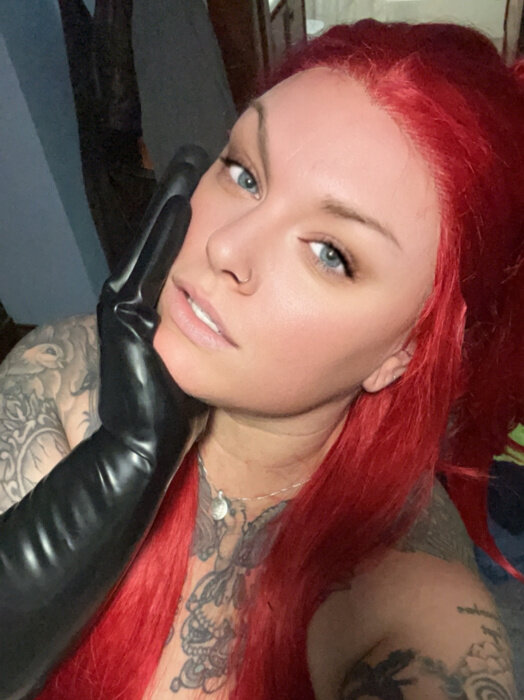Quinngrey (@quinngrey), OnlyFans creator