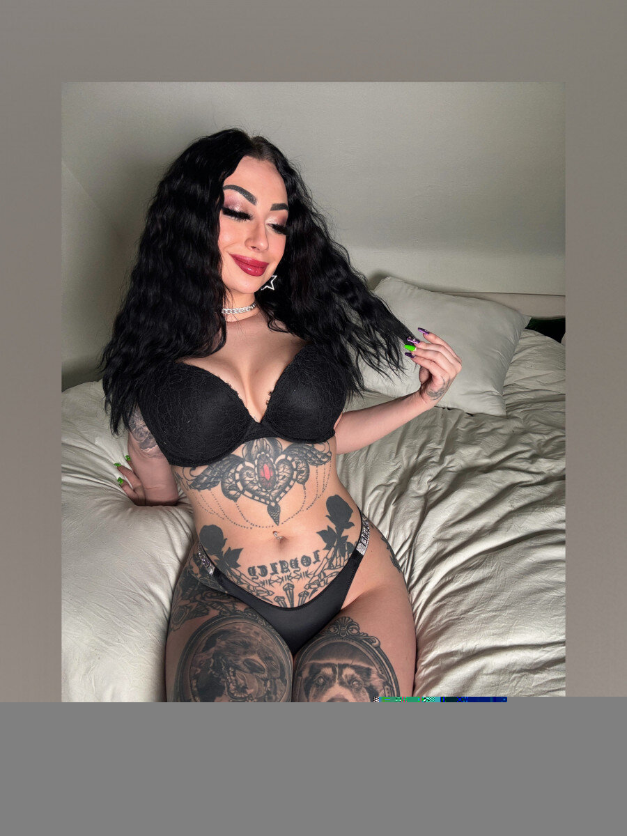 Quinnnicole (@quinnnicole), OnlyFans creator