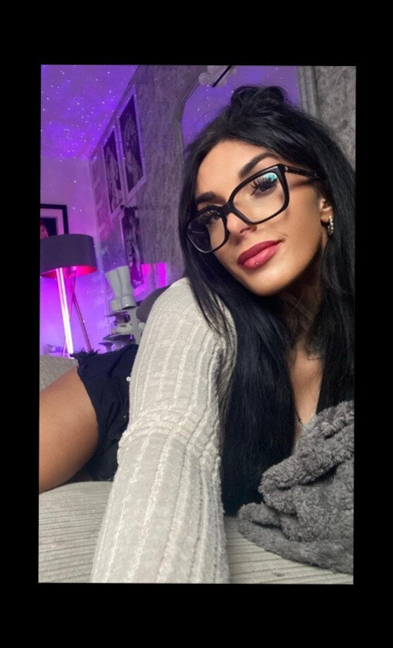 Quirkychic96x (@quirkychic96x), OnlyFans creator
