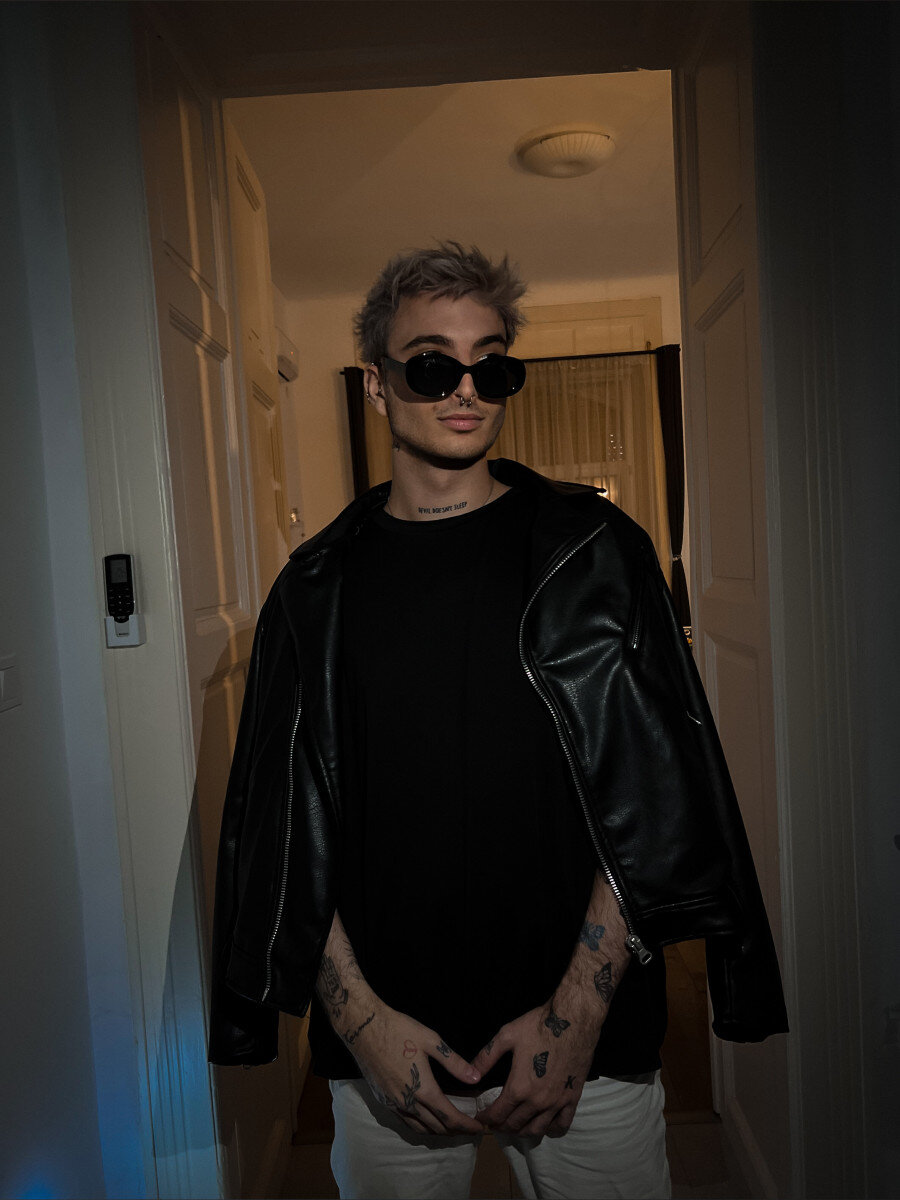 Rmark1999 (@r_mark_1999), OnlyFans creator