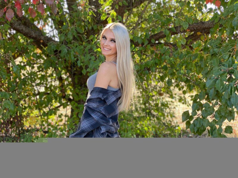 Raebabyyy143 (@raebabyyy143), OnlyFans creator