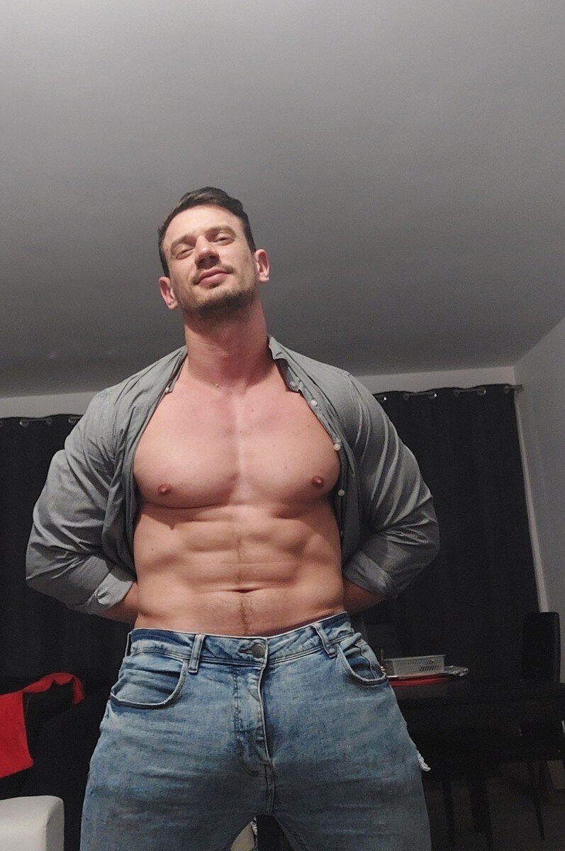 Rafaelosteel (@rafaelo_steel), OnlyFans creator