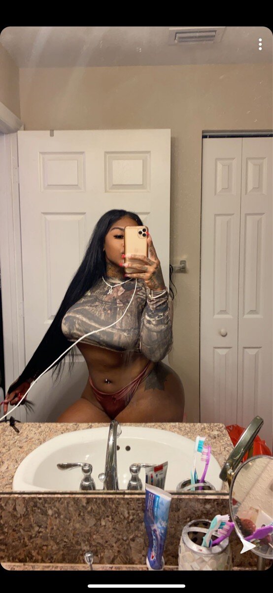 Rahkigiovanni (@rahkigiovanni), OnlyFans creator