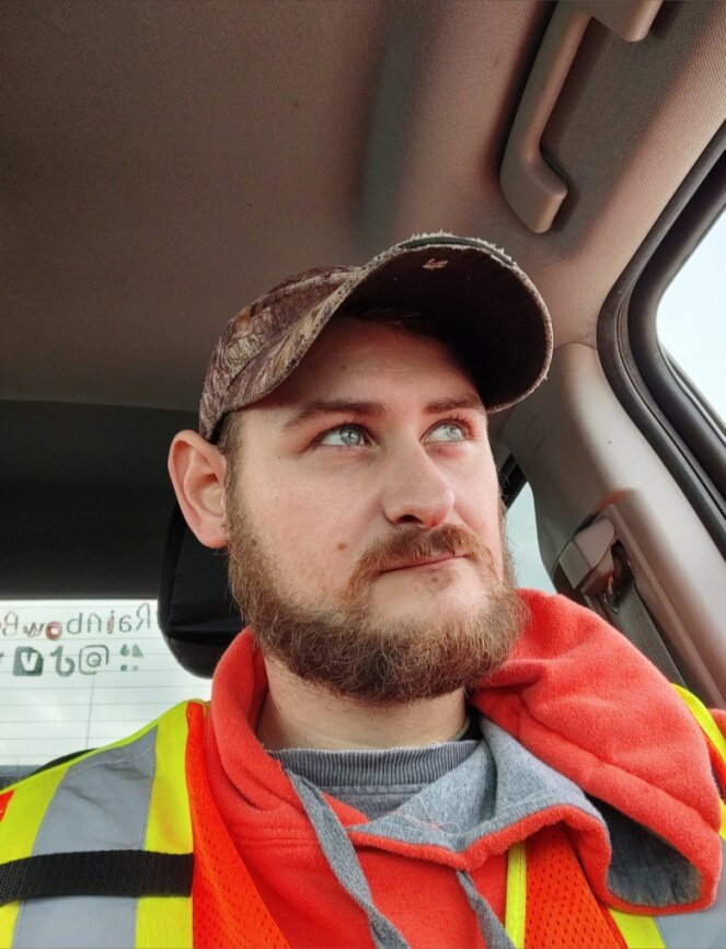 Rainbowbuck22 (@rainbowbuck22), OnlyFans creator