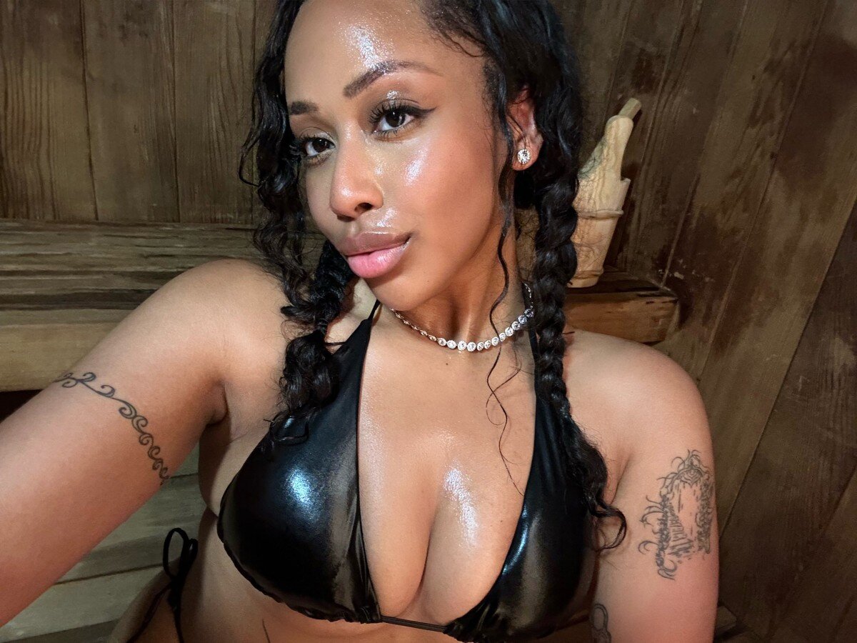 Rainbowchild444 (@rainbowchild444), OnlyFans creator