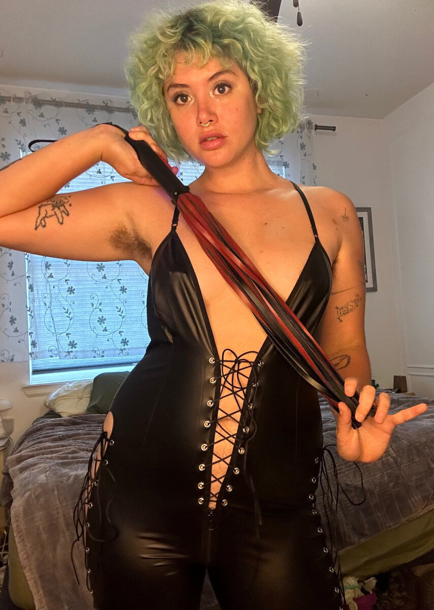Rainbowemily (@rainbowemily), OnlyFans creator