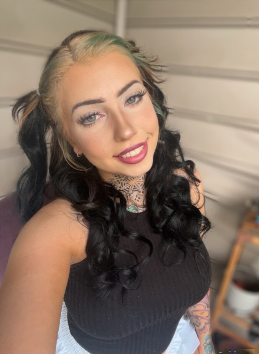 Ravenhazee (@ravenhazee), OnlyFans creator