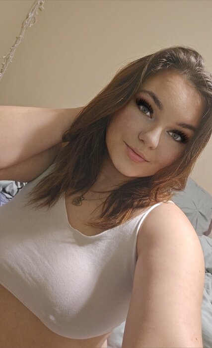 Ravenlee302 (@ravenlee302), OnlyFans creator
