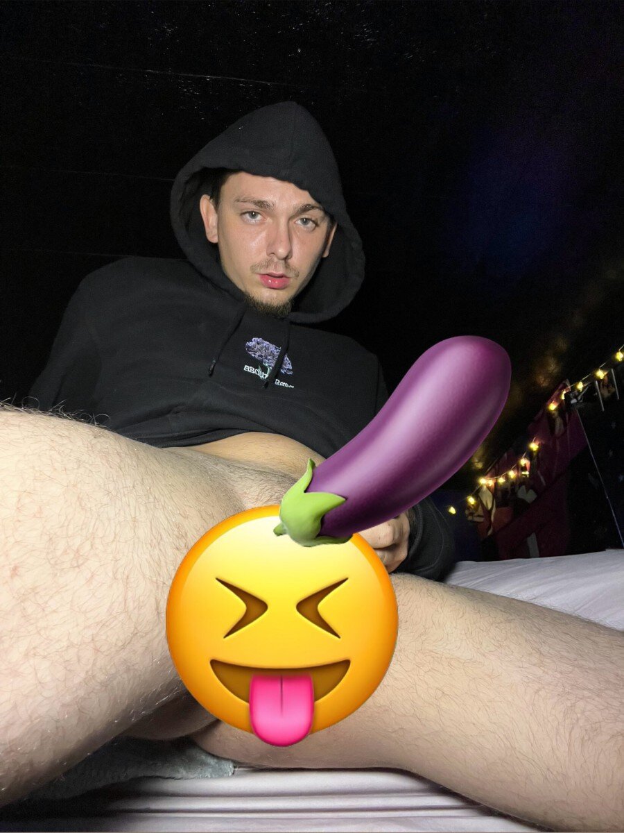 Raxxbesnappin (@raxxbesnappin), OnlyFans creator