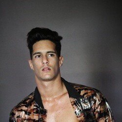 Raycrosswellxx (@raycrosswellxx), OnlyFans creator