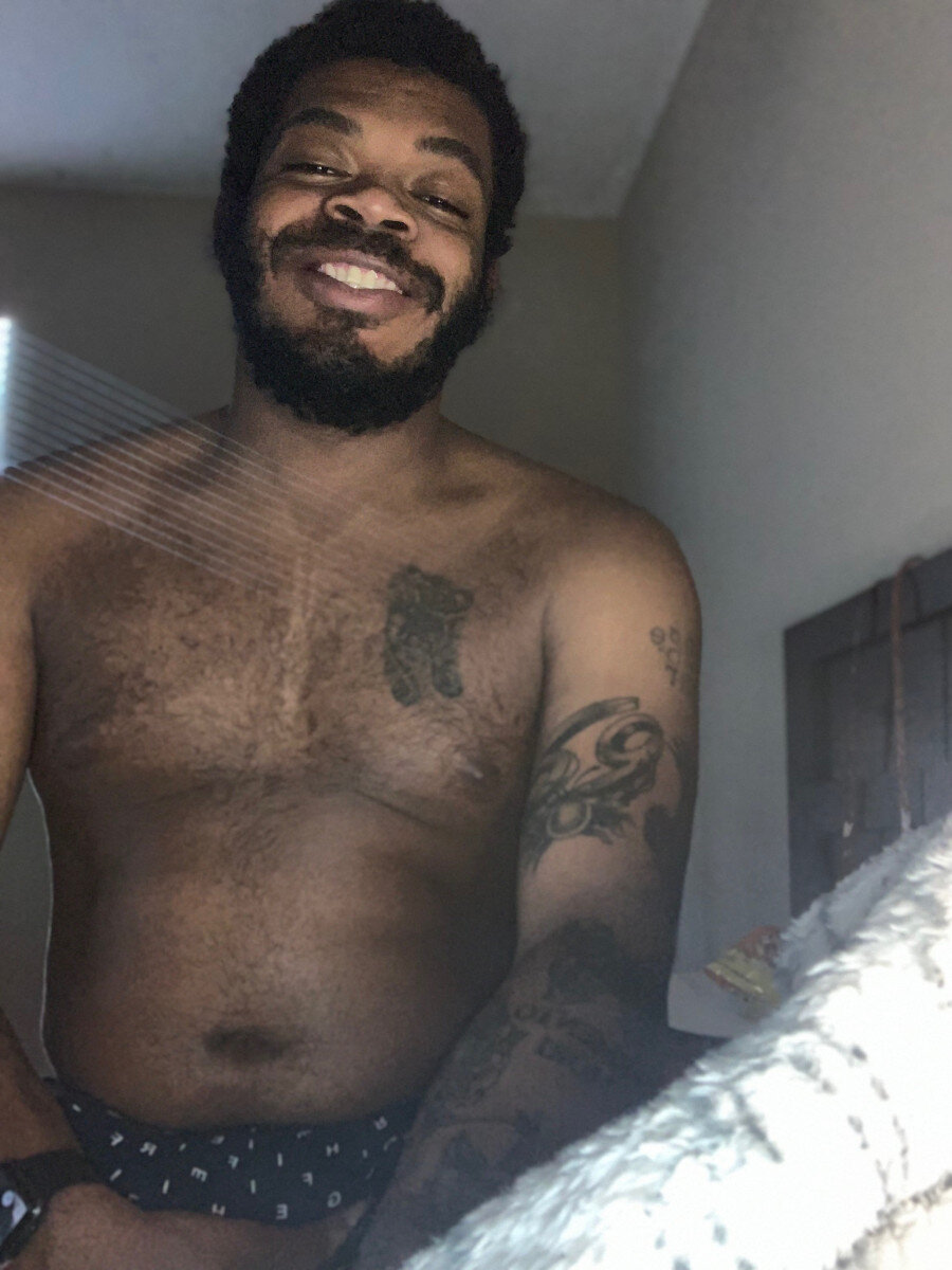 Raymontleslie1 (@raymontleslie1), OnlyFans creator