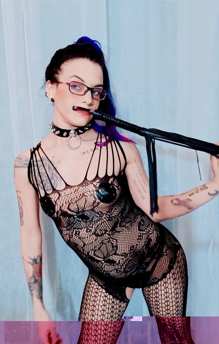 Raziri (@raziri), OnlyFans creator