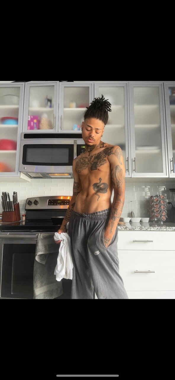 Realasmooth (@realasmooth), OnlyFans creator
