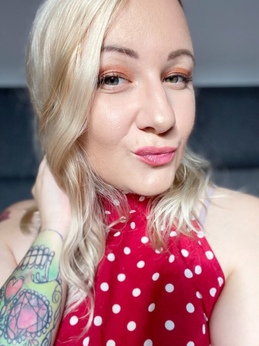 Realtiabell1 (@realtiabell1), OnlyFans creator