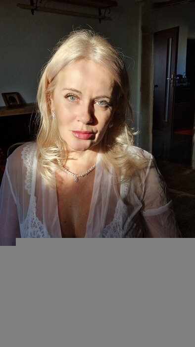 Rearebeka (@rearebeka), OnlyFans creator