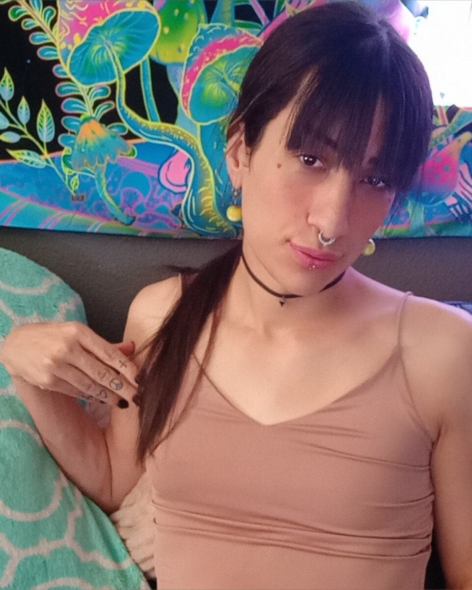 Redcandy999 (@redcandy999), OnlyFans creator