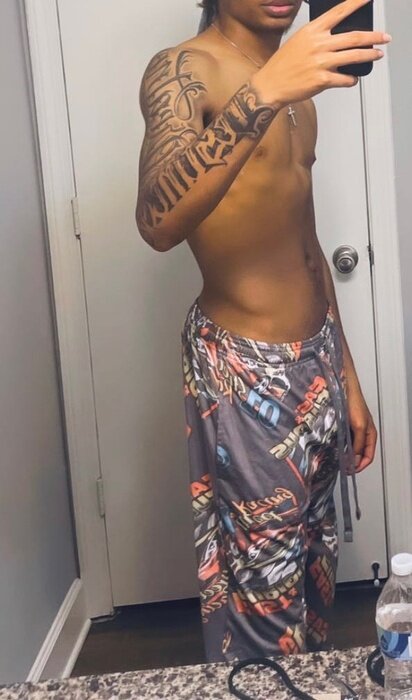 Reddastallion26 (@reddastallion26), OnlyFans creator