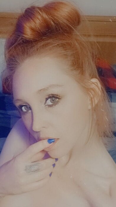 Redgoddess89 (@redgoddess89), OnlyFans creator