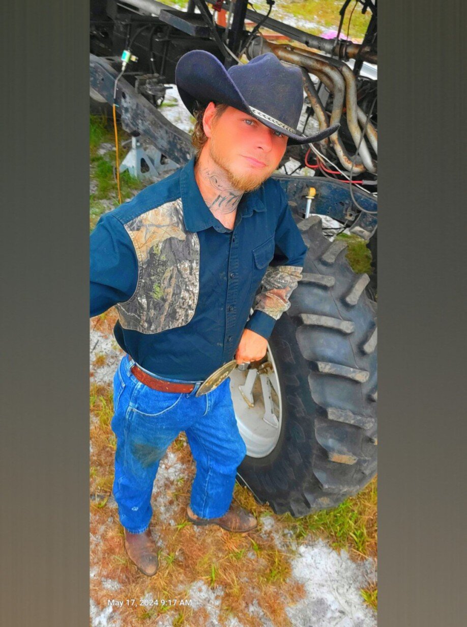 Redneckdream (@redneckdream), OnlyFans creator