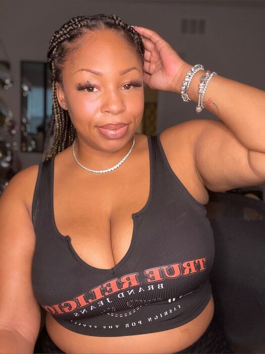 Relaxwithsno (@relaxwithsno), OnlyFans creator
